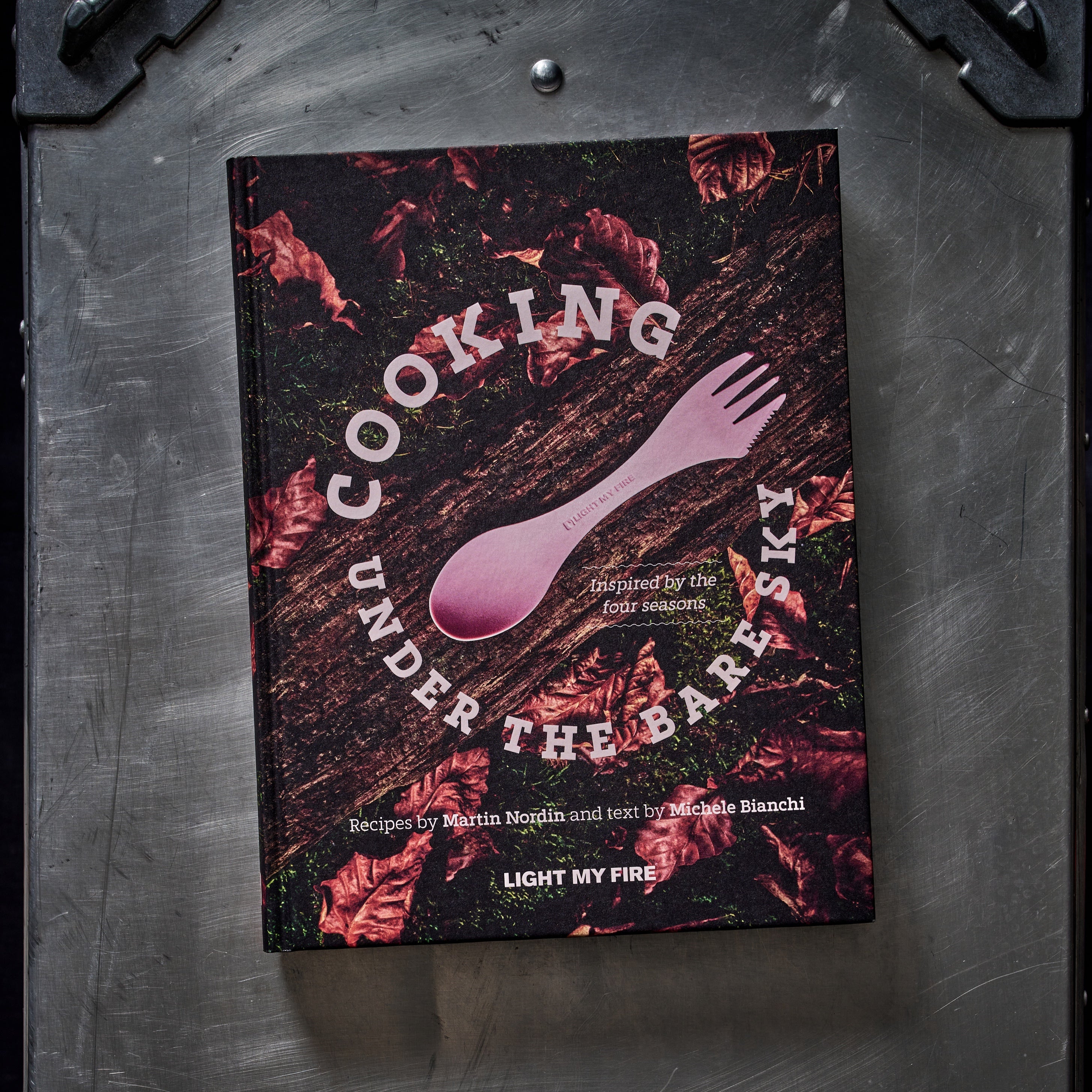 Cooking under the bare sky-Inspired by the four seasons